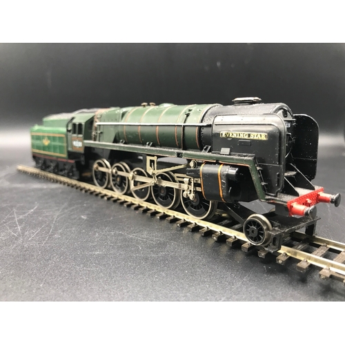 150 - Three 'OO' Hornby Steam Locomotives, Tested Runners, Hornby R208-Coronation Coronation Class 8P 4-6-... 