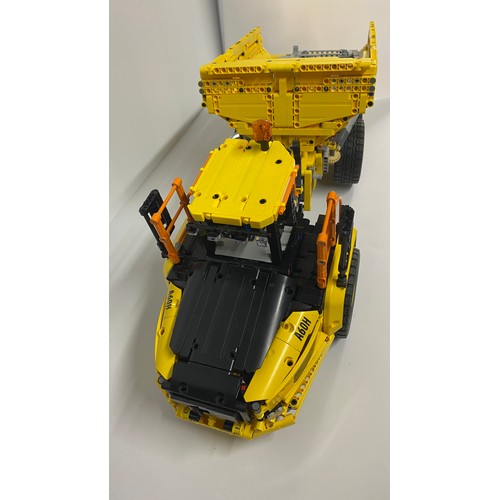 761 - LEGO Technic 42114. A realistic model version of Volvo’s biggest articulated hauler, the LEGO® Techn... 