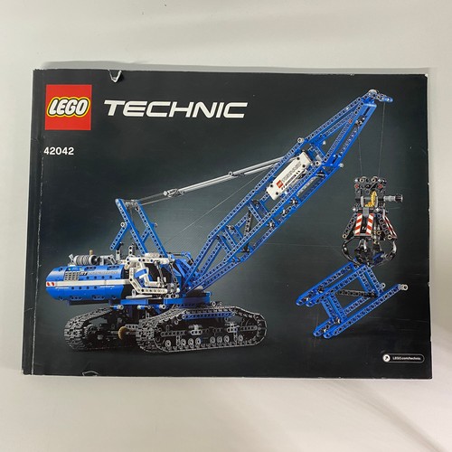 769 - LEGO TECHNIC 42042 Rope Excavator. This huge, robust 2-in-1 model comes with an array of realistic d... 