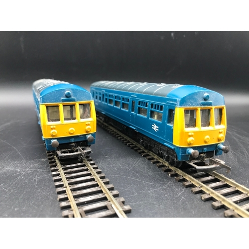 156 - Triang R157/158 DMU M79079/M79632 BR Blue/Yellow Tested Runner (Fair), together with Triang R555/R55... 