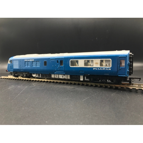 156 - Triang R157/158 DMU M79079/M79632 BR Blue/Yellow Tested Runner (Fair), together with Triang R555/R55... 