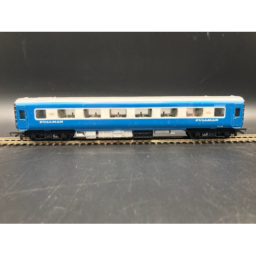 156 - Triang R157/158 DMU M79079/M79632 BR Blue/Yellow Tested Runner (Fair), together with Triang R555/R55... 