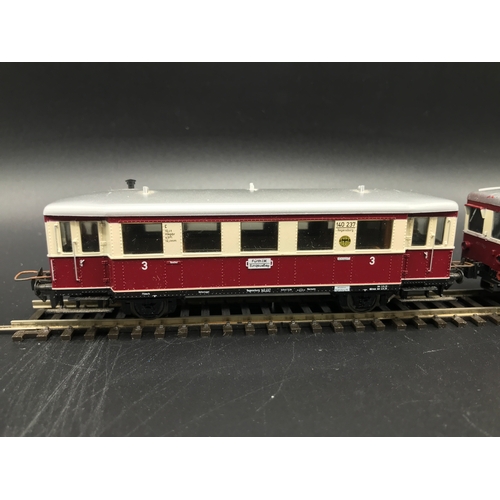 211 - Trix HO Express 32273 Rail-car (Tested Runner on 3-Rail Track) with Lights, DR Triebwagen VT135, Box... 