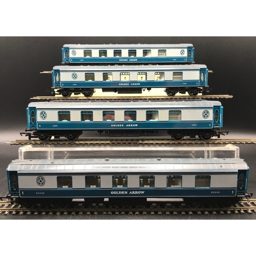 164 - A ‘OO’ gauge Rake of Four Hornby R230 BR Golden Arrow Pullman 1st Class Parlour Coaches Nos.S309S, ‘... 