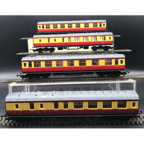 165 - A ‘OO’ gauge Rake of Four Hornby R437A B.R Composite Coach and R438 BR Brake/3rd Stanier Coaches Red... 