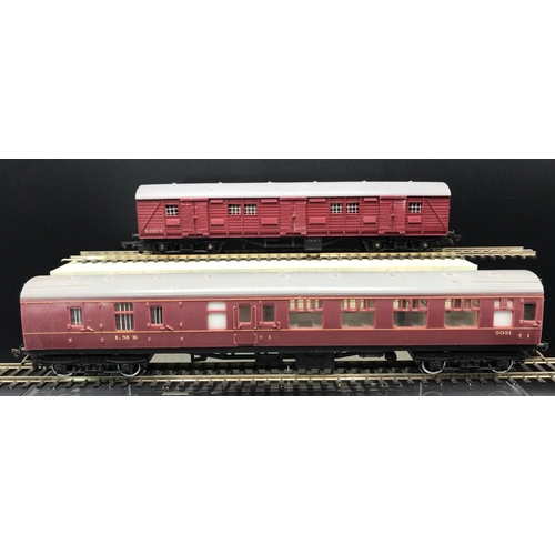 168 - A ‘OO’ gauge Rake of Seven Triang Crimson Coaches, some LMS includes Triang R227 BR Bogie Utility Va... 