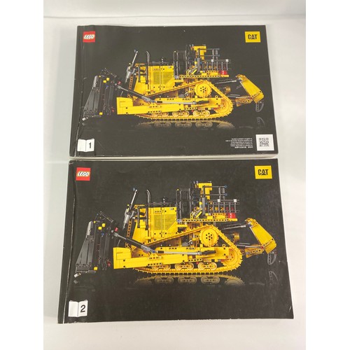 771 - LEGO TECHNIC App-Controlled CAT D11 Bulldozer 42131. ust like the real CAT bulldozer, this RC constr... 