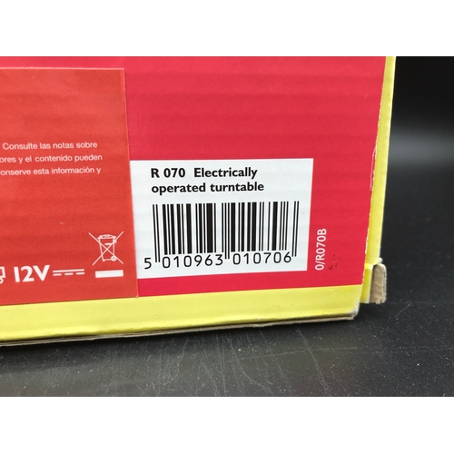 302 - Hornby R070 OO Electrically Operated Turntable, Few damaged rails, Not tested - Fair (1) 850g