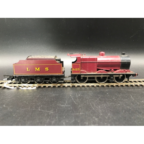 160 - Four 'OO' Steam Locomotives, Tested Runners, Hornby R866-B12 Class B12 4-6-0 8509 in LNER Green (Fai... 