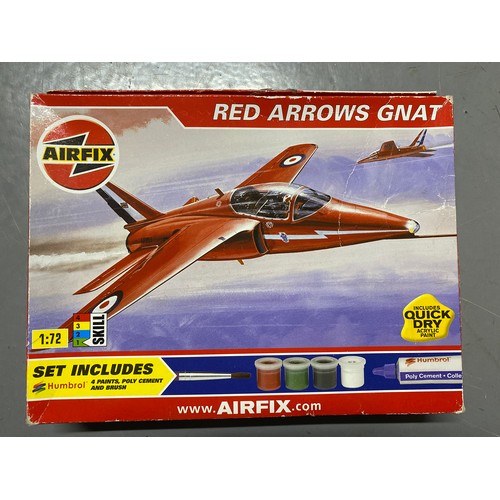 676 - 25 boxed and unbuilt kits, including. Revel, Airfix, Heller & Matchbox. Kits G/boxes P/G. 5400g (25)... 