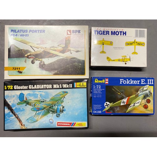 676 - 25 boxed and unbuilt kits, including. Revel, Airfix, Heller & Matchbox. Kits G/boxes P/G. 5400g (25)... 