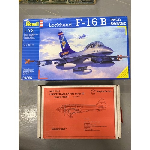 678 - 25 boxed and unbuilt kits, including. Revel, Airfix, Heller & Matchbox. Kits G/boxes P-G. 5400g (25)... 