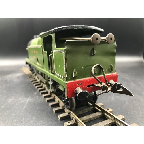 37 - Hornby O Gauge Clockwork No.2 Special Tank LNER 1784 4-4-2 and tender Lined Green without key - Fair... 