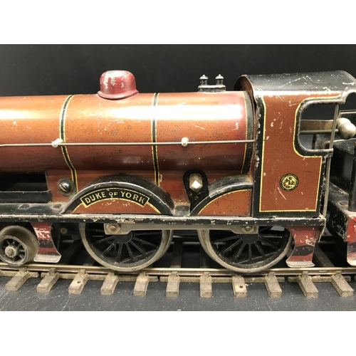 31 - Bassett Lowke London & Northampton O Gauge Clockwork 'Duke of York' LMS 1927 4-4-0 and tender in Bro... 