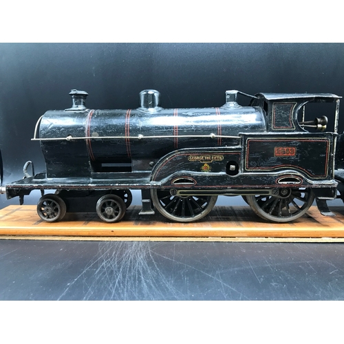 26 - Bing Gauge 1 Two-speed Clockwork motor, 4-4-0 'George The Fifth' L&NWR Livery No.2663 with 6-wheel T... 