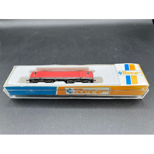 255 - N gauge, Roco BR 112-153-2 electric locomotive of DB, Tested Runner, Lights, Case no lid, Instructio... 