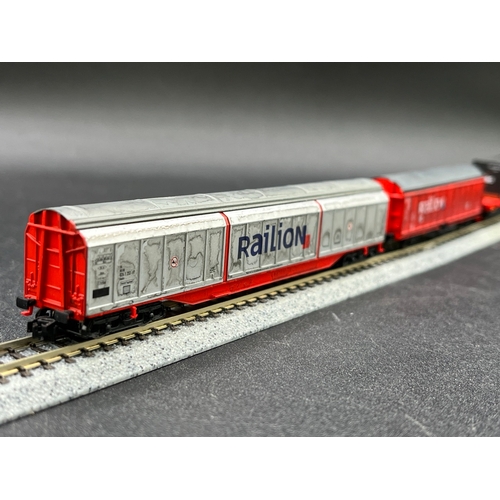 267 - N gauge train of five 'Railion' Rolling-stock wagons from Fleischmann and Electrotren, 'Ready to rol... 