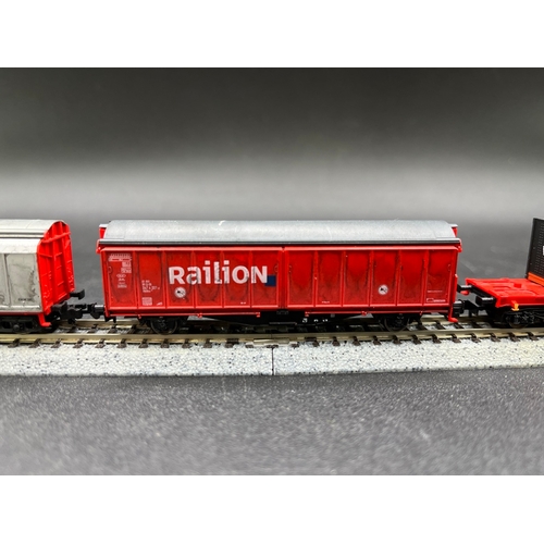 267 - N gauge train of five 'Railion' Rolling-stock wagons from Fleischmann and Electrotren, 'Ready to rol... 