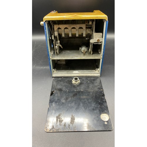 802 - Pok-o-Reel one cent trade simulator. 
This model came out in 1941. Every play would get a ball of gu... 