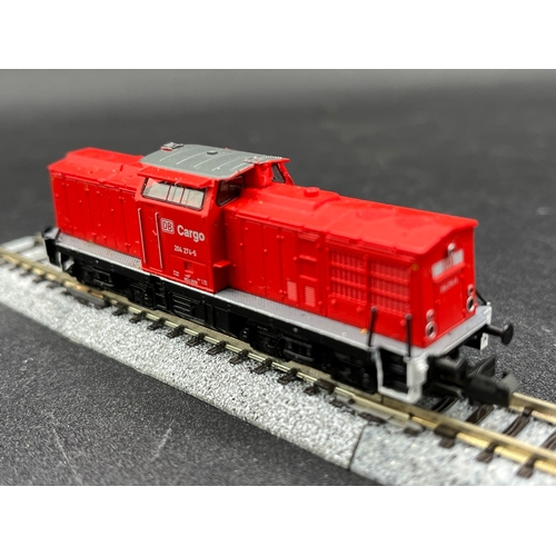 272 - Two N gauge locomotives, Brawa Diesel Locomotive BR 204 274-5 DB Cargo Bo-Bo (Fair) unboxed and Mini... 