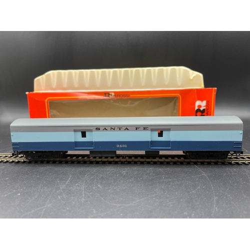 216 - Five Rivarossi HO gauge 'Sante Fe' Coaches/Cars, 2640 Baggage Car (1), 2634 Roomette Car (3) and 264... 