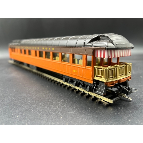 217 - A rake of four Rivarossi HO 'The Milwaukee Road' Coaches/Cars, 2838 Combination Car, 2843 Pullman ca... 