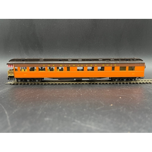 217 - A rake of four Rivarossi HO 'The Milwaukee Road' Coaches/Cars, 2838 Combination Car, 2843 Pullman ca... 