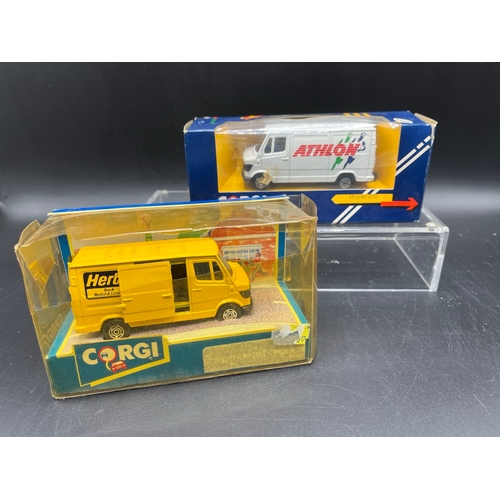 592 - 11 Corgi Die-cast vehicles including Corgi 07103 Gold Plated Land Rover 50 years, Royal Mail Millenn... 