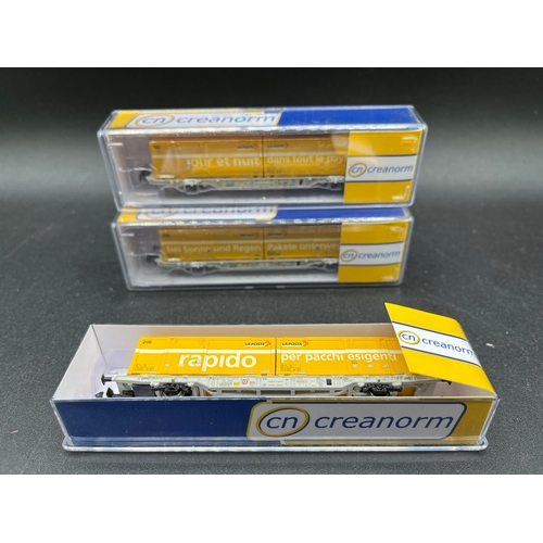 279 - Creanorm 'N' gauge Mail 4-wheel wagons/wagens 'La Poste' 'Die Post' & 'La Posta' six containers, Nos... 