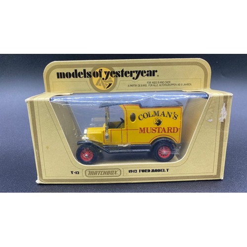 607 - Nine Models of Yesteryear including Limited Edition 1910 Renault AG. (VG). (9)1400g.
Y1 1936 Jaguar ... 