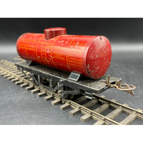 44 - 5 Hornby Meccano Gauge O UTLX 4739 Union Tank Car Co. Oil wagon, Shell Motor Spirit Tank wagon, Esso... 