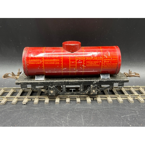 44 - 5 Hornby Meccano Gauge O UTLX 4739 Union Tank Car Co. Oil wagon, Shell Motor Spirit Tank wagon, Esso... 