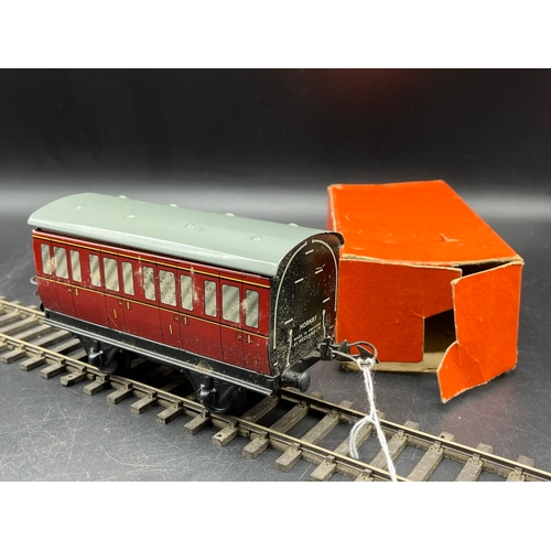 46 - Four Hornby Meccano Gauge O Coaches, includes 1924-27 LNER Passenger Brake Van with Box, 1st Class C... 