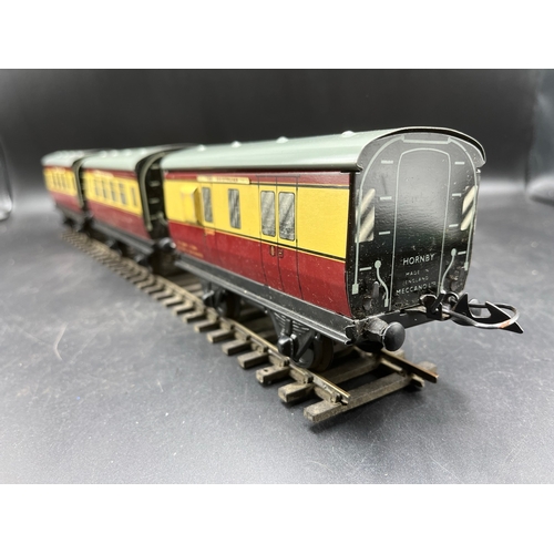 48 - Hornby Trains Rake of three No.51 Coaches marked 'The Bristolian', each boxed, Coach 1st Class, Coac... 