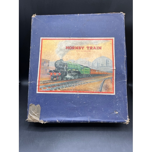 27 - Hornby Train No.501 Passenger Set Gauge O, LMS 0-4-0 5600 with tender and three coaches, Set almost ... 