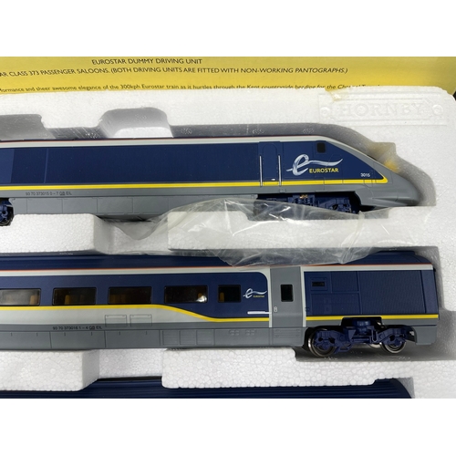 127 - Hornby Eurostar 5-car set, Tested Runner, consists of Hornby R3215 Eurostar Train Pack and R4580 Eur... 