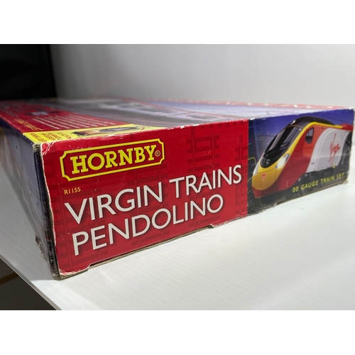 129 - Hornby R1155 Virgin Trains Pendolino OO gauge Train Set, Tested Runner w/lights, DCC Ready, Appears ... 