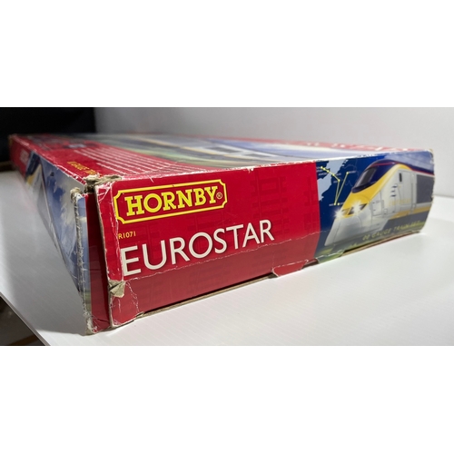 130 - Hornby R1071 Eurostar OO gauge Train Set, Tested Runner, Appears complete - Good, Box Fair (1) 2100g... 