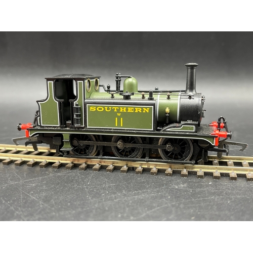 200 - Five Boxed OO gauge Locomotives, each Tested Runner, includes Hornby R2100B Southern Railway 0-6-0 T... 