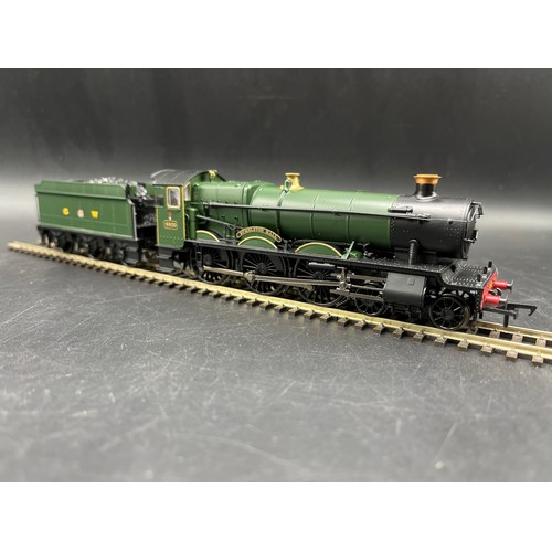 201 - Two OO gauge Steam Locomotives, Tested Runners, Bachmann 32-007 Hall Class 4920 'Dumbleton' Hall 4-6... 