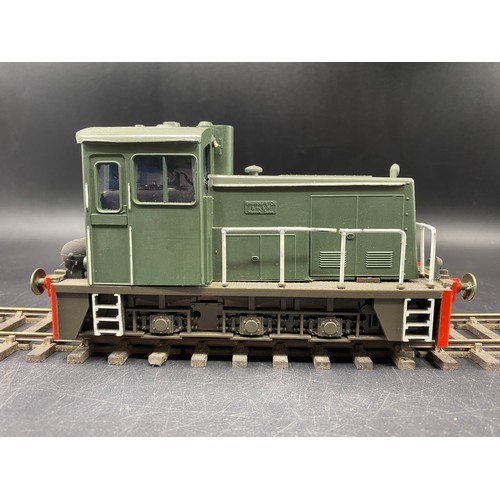 74 - O Gauge fine scale 0.6.0 diesel shunter. Tested Runner.
Made from Atlas chassis and a lima plastic b... 