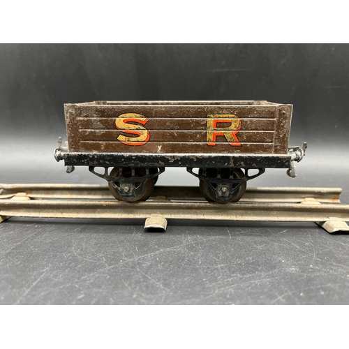 59 - 8 Hornby Meccano No.1 Open Wagons, includes 1927-30 NE and SR, plus others as shown of SR, NE, GW & ... 