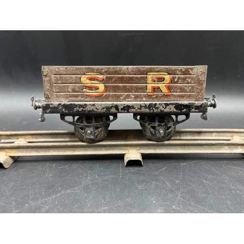 59 - 8 Hornby Meccano No.1 Open Wagons, includes 1927-30 NE and SR, plus others as shown of SR, NE, GW & ... 