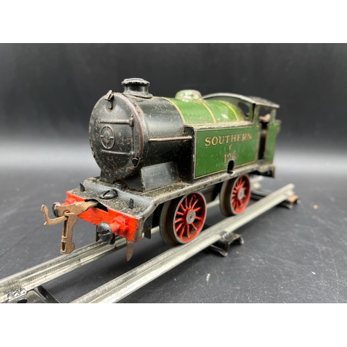 51 - Hornby Meccano Southern E126 1932/36 Clockwork loco, 12 Spoke wheels, Box with label '8517', Note bu... 