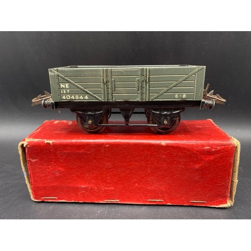 61 - Four Boxed Hornby Meccano 'O' gauge Wagons, including Trolley Wagon with two cable drums RS712, NE W... 