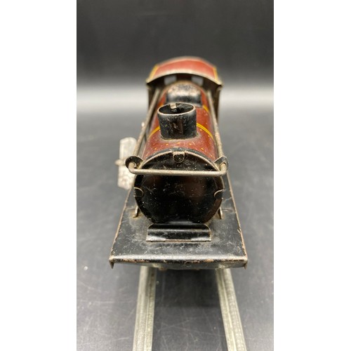 73 - O Gauge MO type Pre-war tin-plate locomotive, fixed key, 6-spoke wheels, Maroon lined livery, Two cu... 