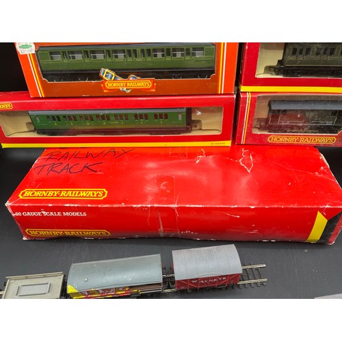 205 - 11 OO Gauge Rolling Stock plus 8 unboxed, along with a box of mainly Hornby track; Boxed Rolling-sto... 