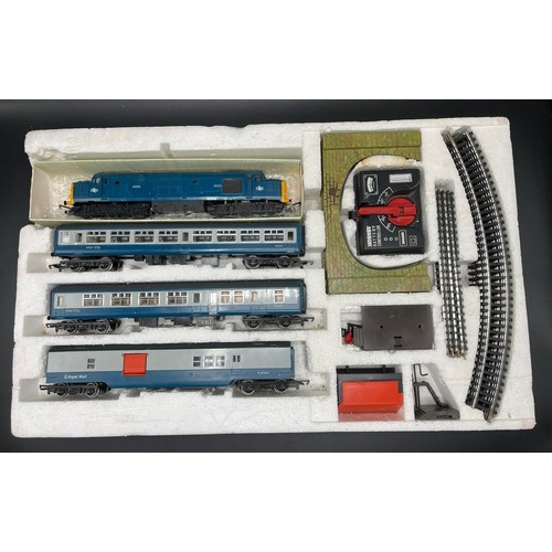 128 - Vintage Hornby R179 Inter City mail train set from 1970's, Tested Runner, Appears complete, Replacem... 