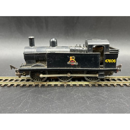 208 - Three OO gauge Steam Locomotives, Hornby 0-4-0 Desmond #7 Good (Tested Runner), Triang 4-6-2 'Prince... 