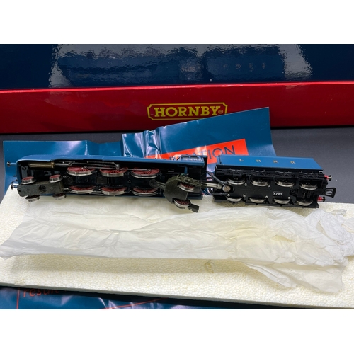 122 - Hornby R1041 Mallard Live Steam Train Set containing 4-6-2 LNER blue A4 Class No. 4468 'Mallard' Loc... 